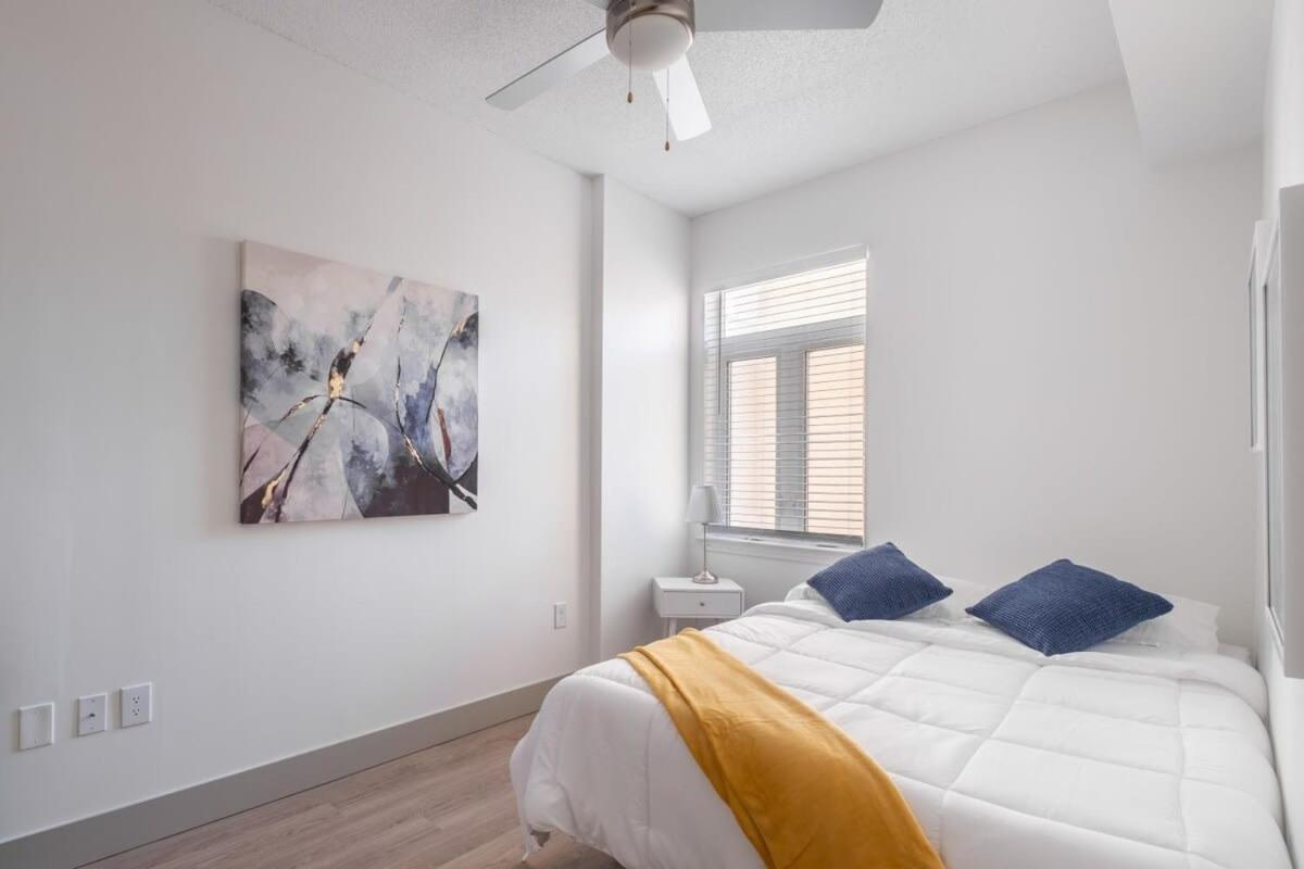 4B 2Ba Luxury Central Apartment With Gym ชาร์ล็อต ภายนอก รูปภาพ