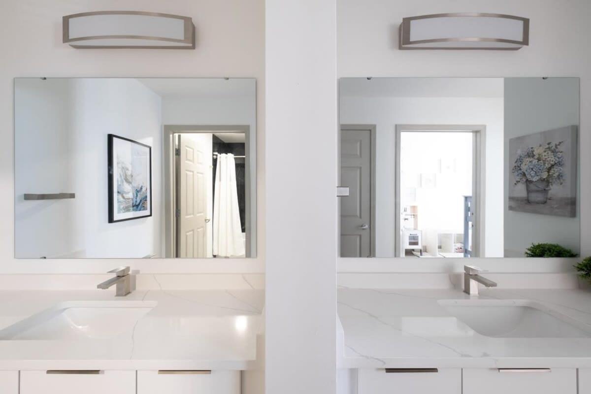 4B 2Ba Luxury Central Apartment With Gym ชาร์ล็อต ภายนอก รูปภาพ