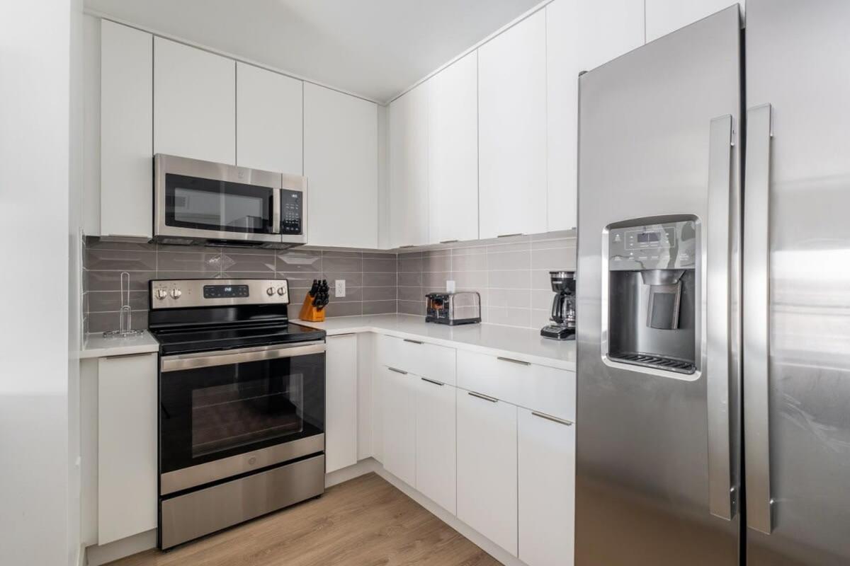 4B 2Ba Luxury Central Apartment With Gym ชาร์ล็อต ภายนอก รูปภาพ